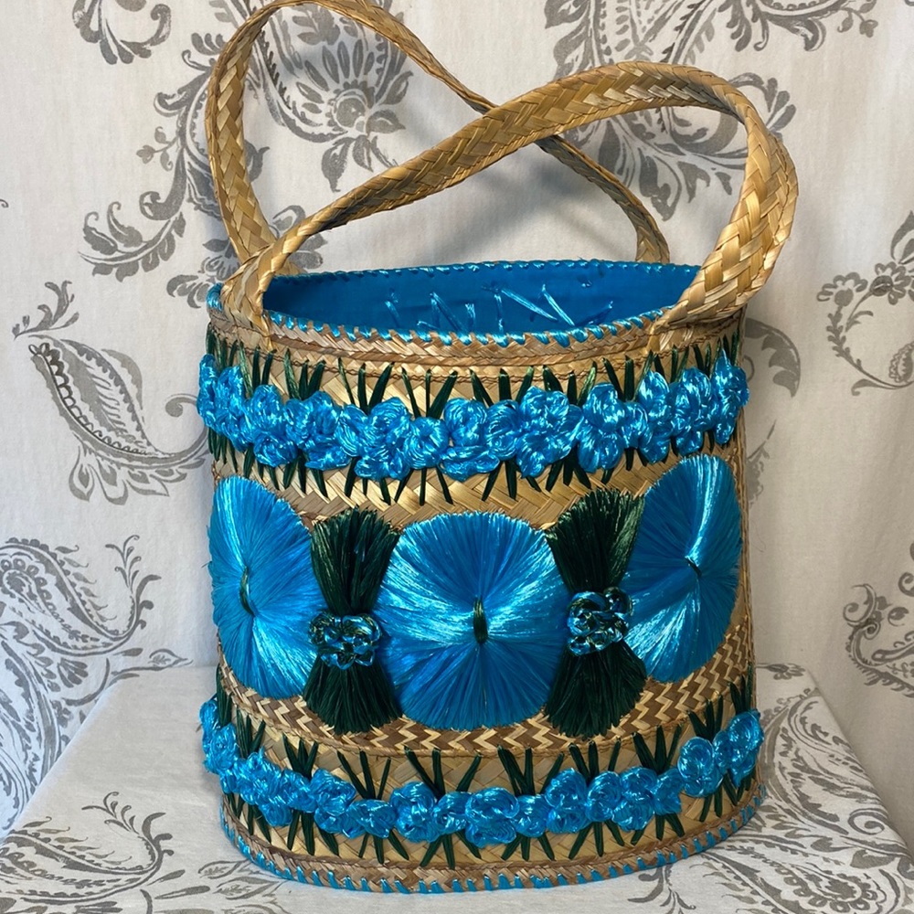 Straw‎ beach tote vintage